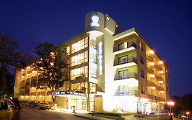 Dana Palace